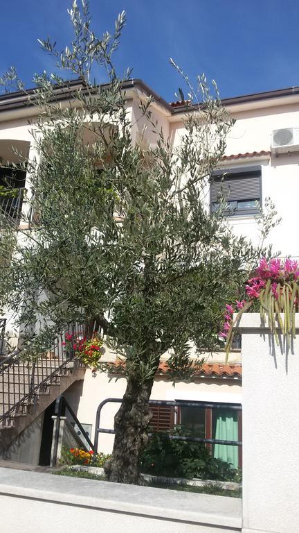 Apartment Ljubica ヴルサル エクステリア 写真