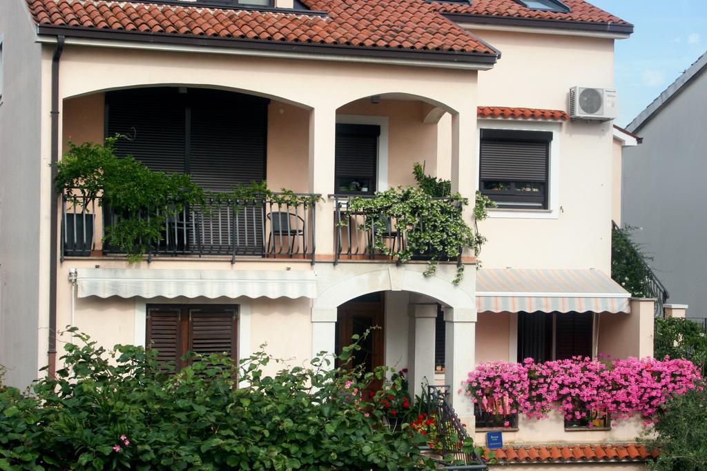 Apartment Ljubica ヴルサル エクステリア 写真